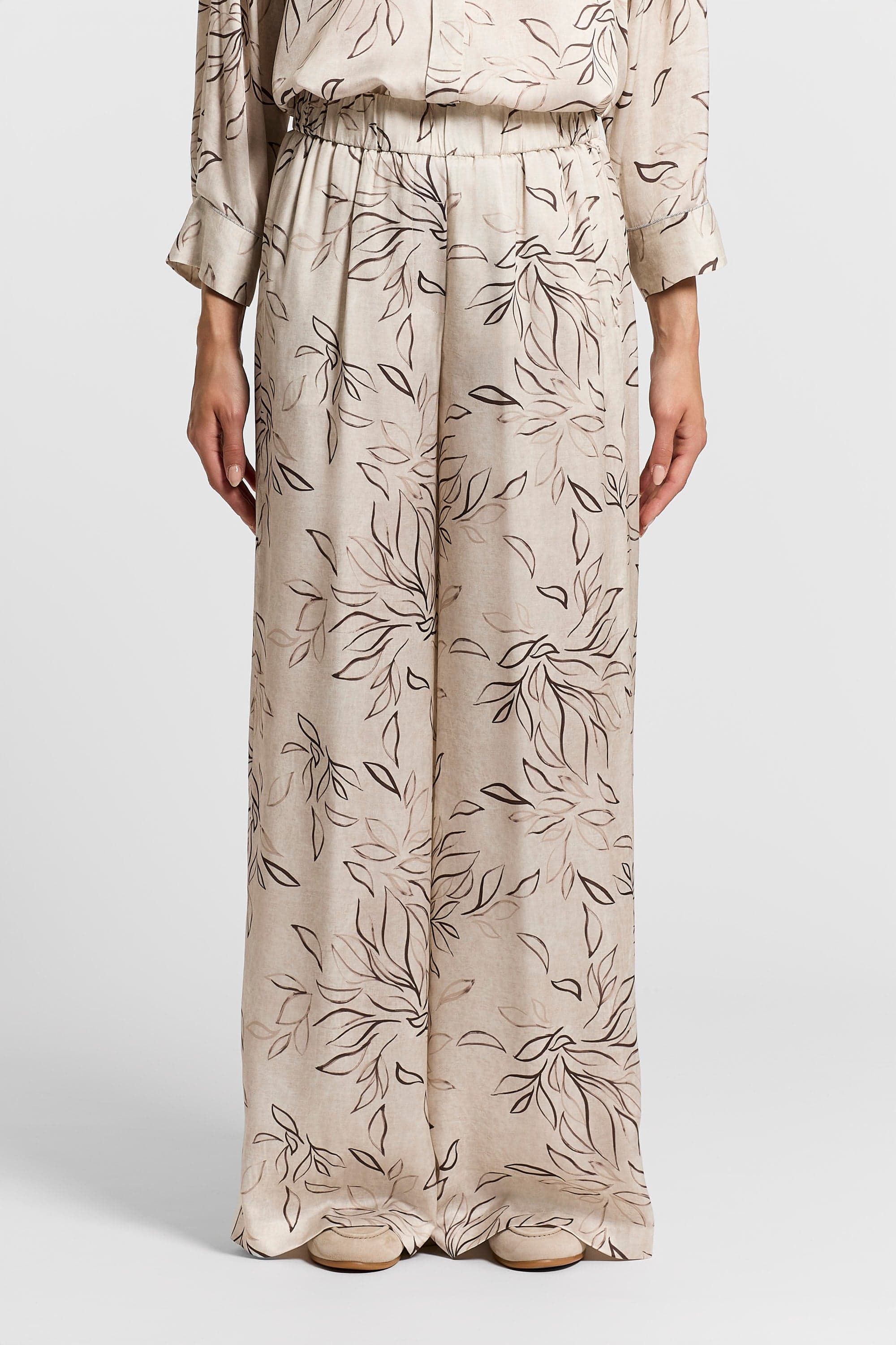 Woman pants Printed flowy viscose satin Beige birch