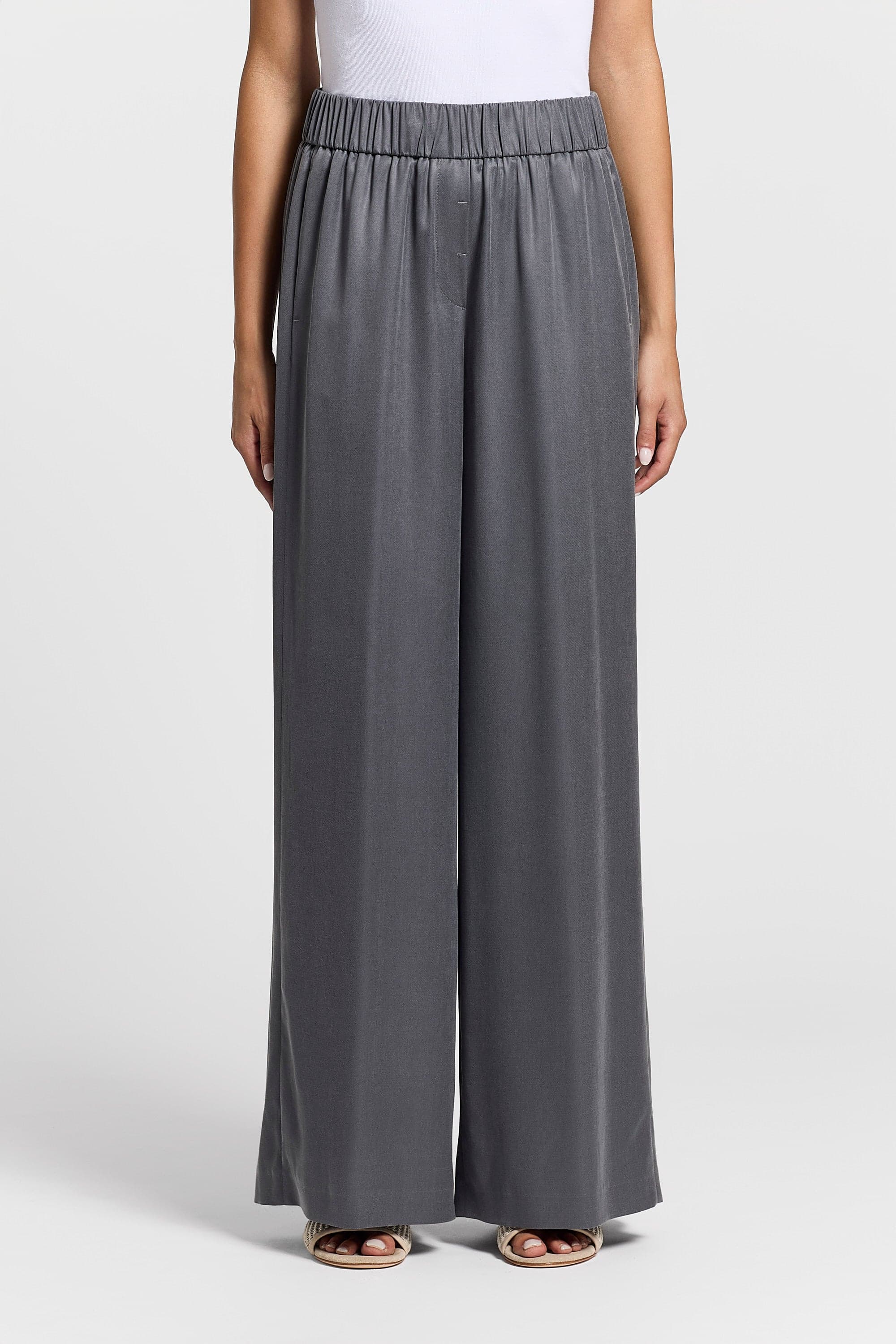 Woman pants Viscose-cupro twill with peach touch Raffia beige